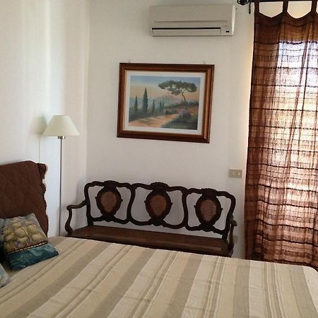 Residence Mareblu Barcellona-Pozzo di Gotto Ruang foto